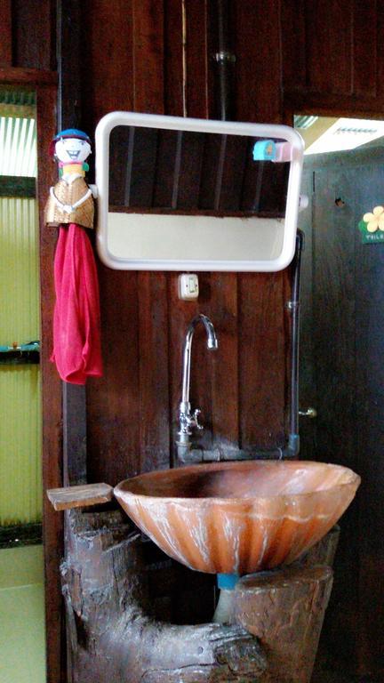 Baan Mai Guesthouse Mae Hong Son Ruang foto