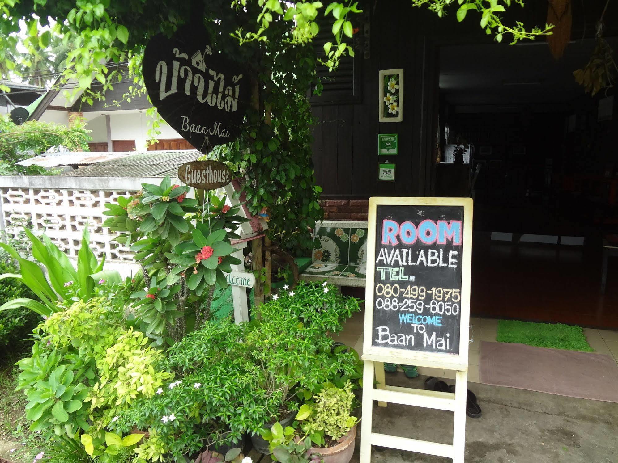 Baan Mai Guesthouse Mae Hong Son Bagian luar foto